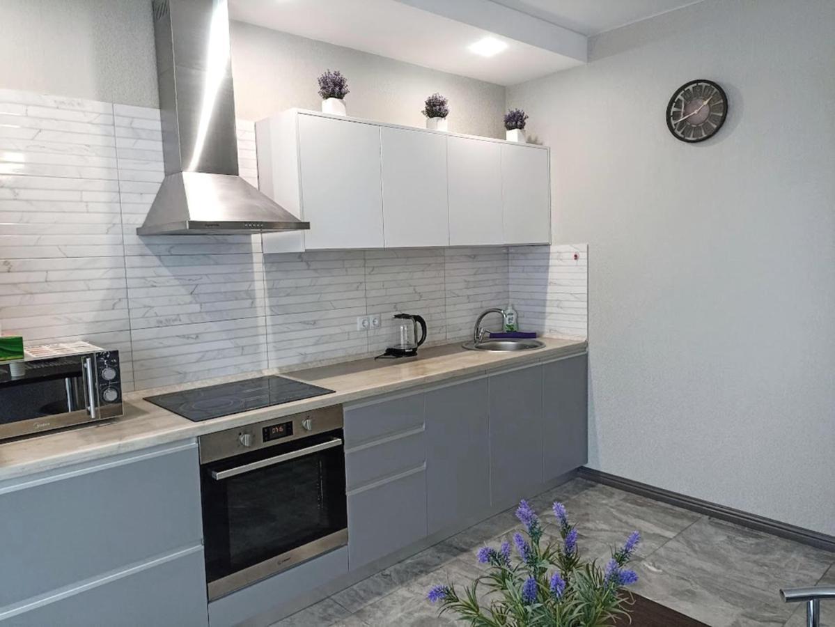 Уютная Vip Студия В Центре Метро Политех Охматдет Паркинг Kiev Exterior foto